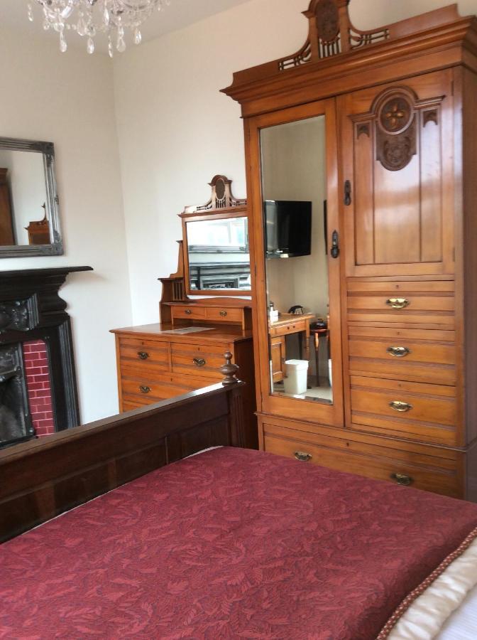 The Old Surgery Bed and Breakfast Clacton-on-Sea Εξωτερικό φωτογραφία