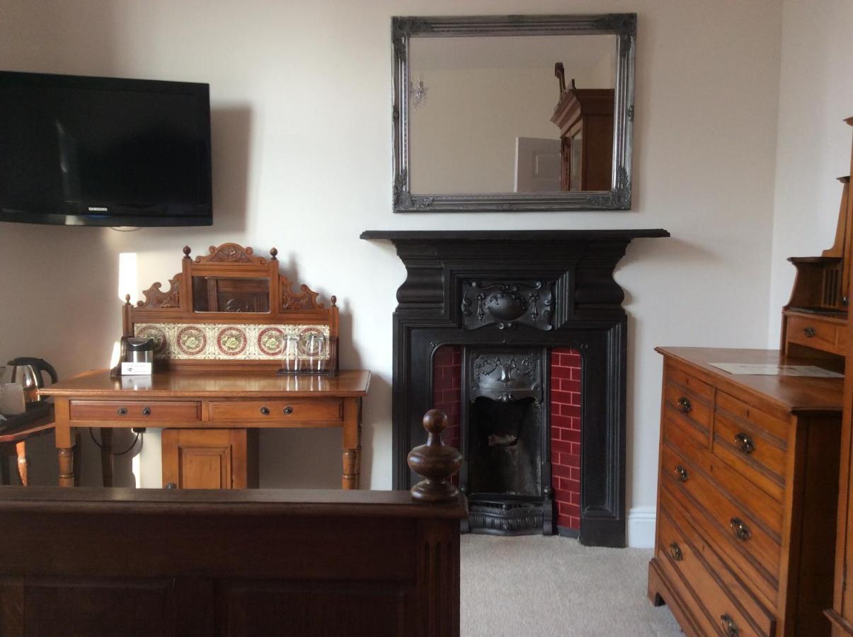 The Old Surgery Bed and Breakfast Clacton-on-Sea Εξωτερικό φωτογραφία